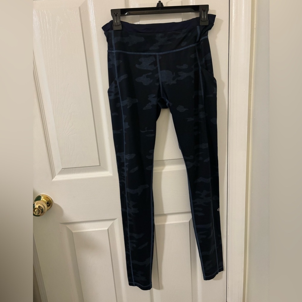Lululemon Wunder Train Tight with Pockets 25” Navy Camo
